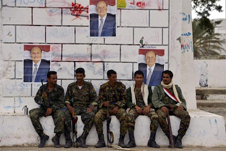 Fuerzas leales al ex-presidente de Yemen atacan en el sur